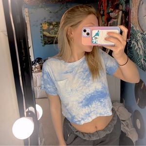 Blue and white tie dye cropped tee